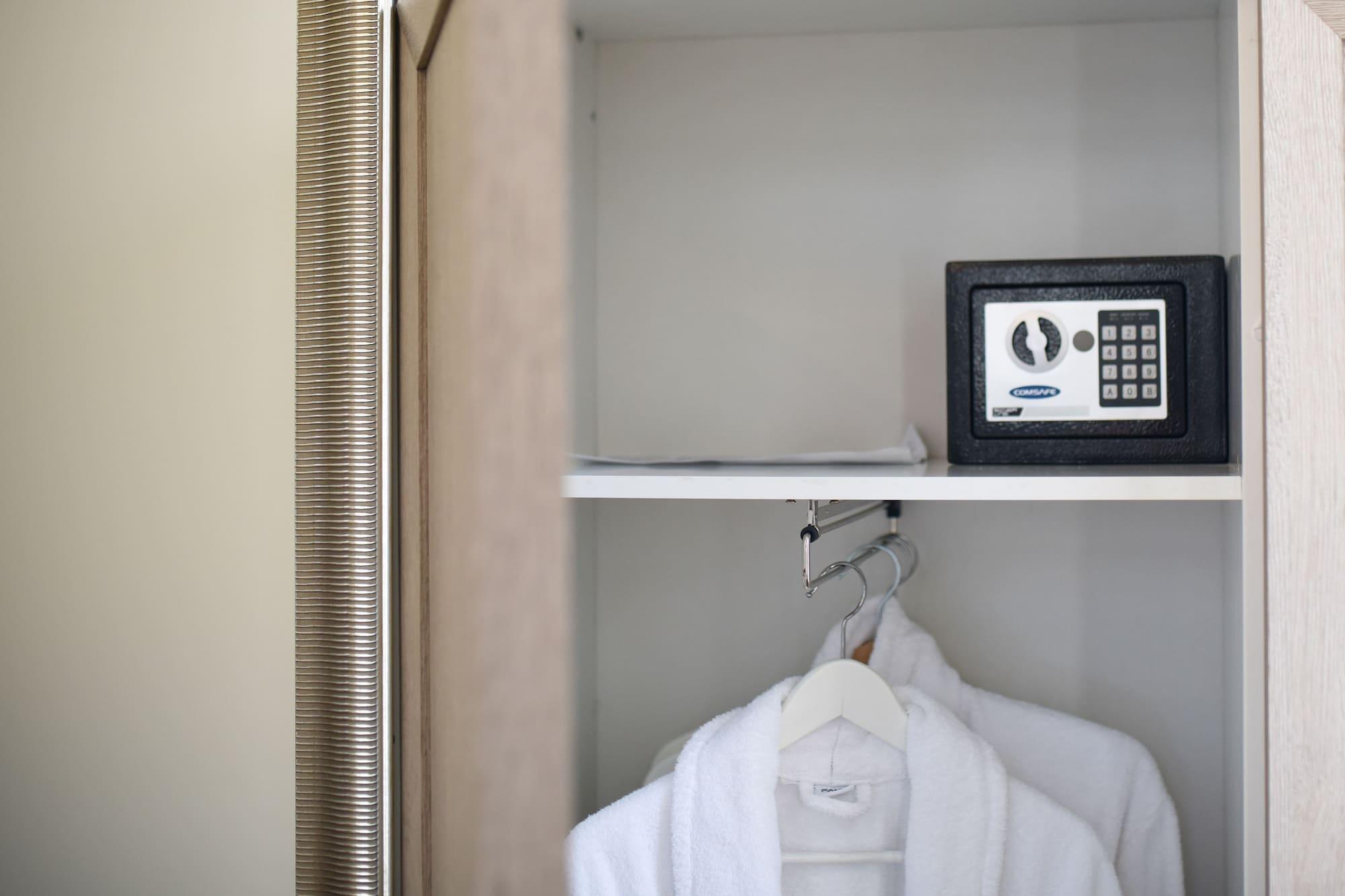 Euro Hotel Grivita Bukarest Exteriör bild