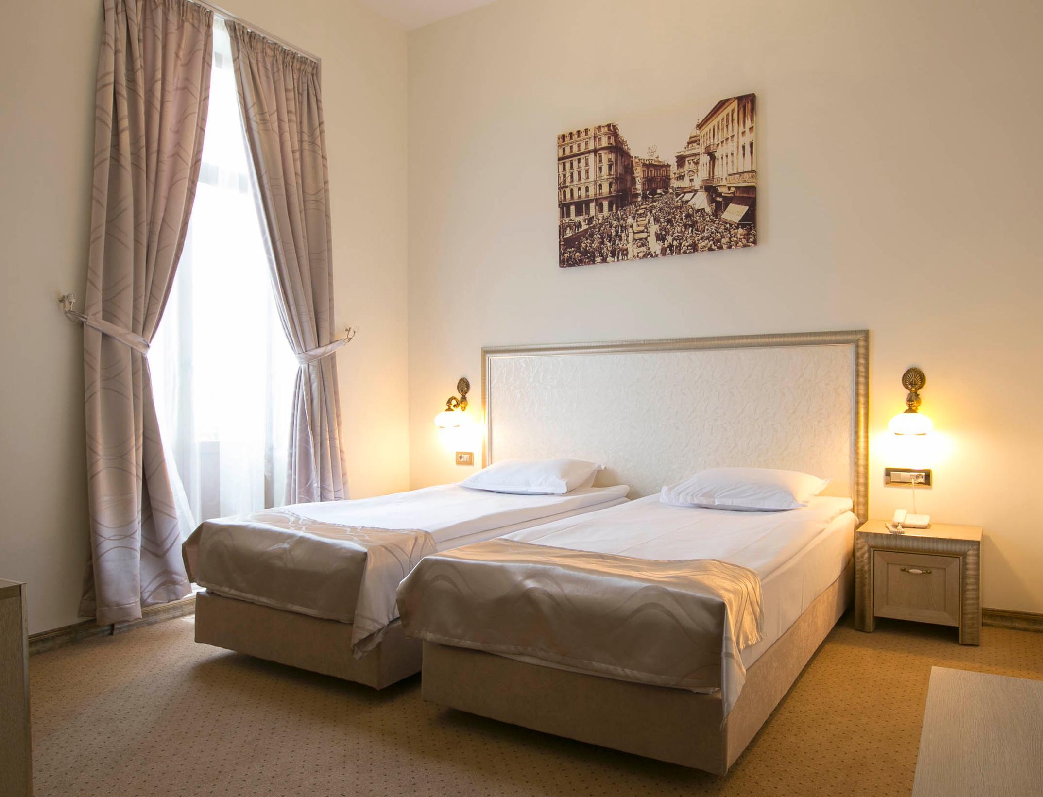 Euro Hotel Grivita Bukarest Exteriör bild