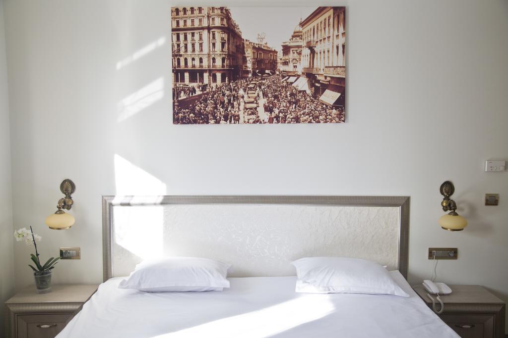 Euro Hotel Grivita Bukarest Exteriör bild
