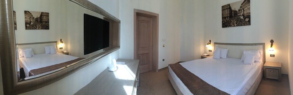 Euro Hotel Grivita Bukarest Exteriör bild